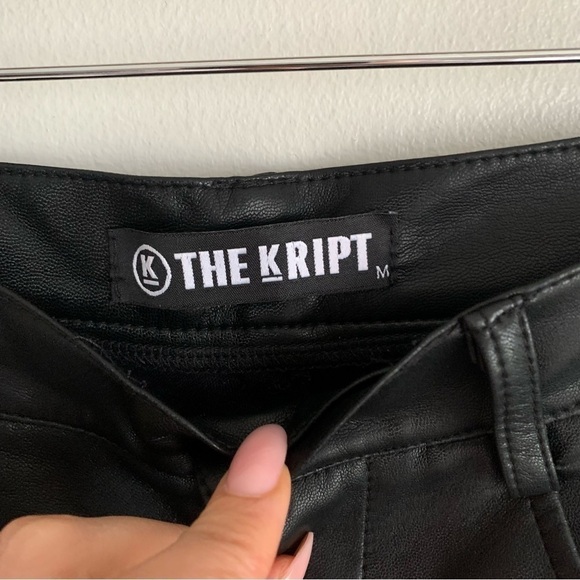 THE KRIPT set Kalki Leather Pants and Kamina sweater black red matrix - Picture 13 of 16